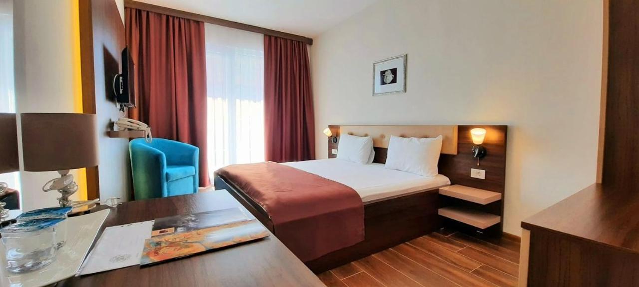 Hotel Doa Skopje Eksteriør billede