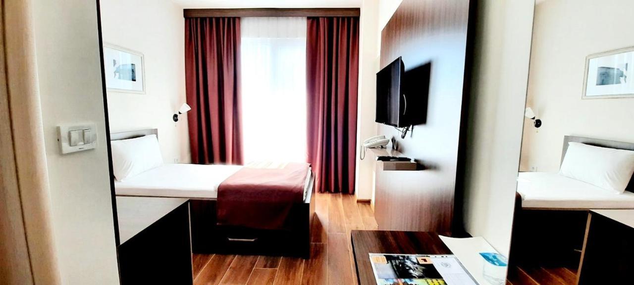 Hotel Doa Skopje Eksteriør billede